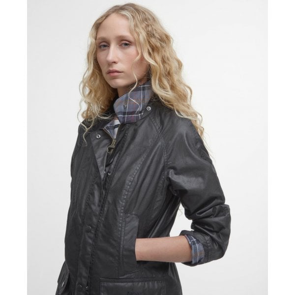 Womens Beadnell Wax Jacket in Black