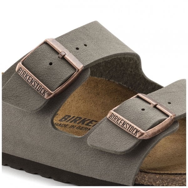 Unisex Arizona in Stone Narrow Fit