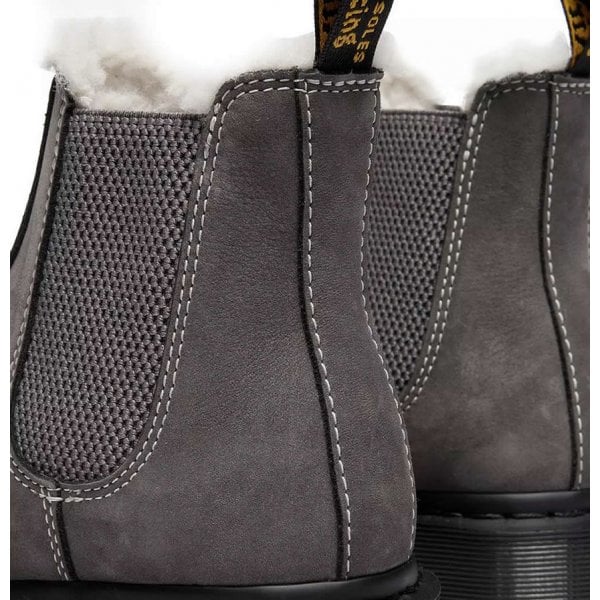 Womens 2976 Milled Nubuck WP Chelsea Boot in Gunmetal