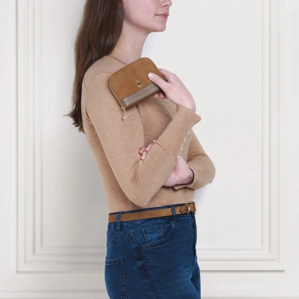 Womens Mini Salisbury Purse in Tan
