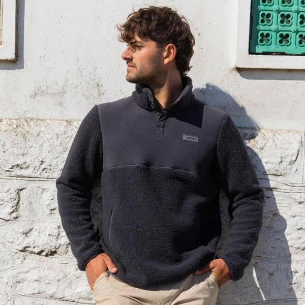 Mens Cove Deep Pile Fleece Vest in Carbon