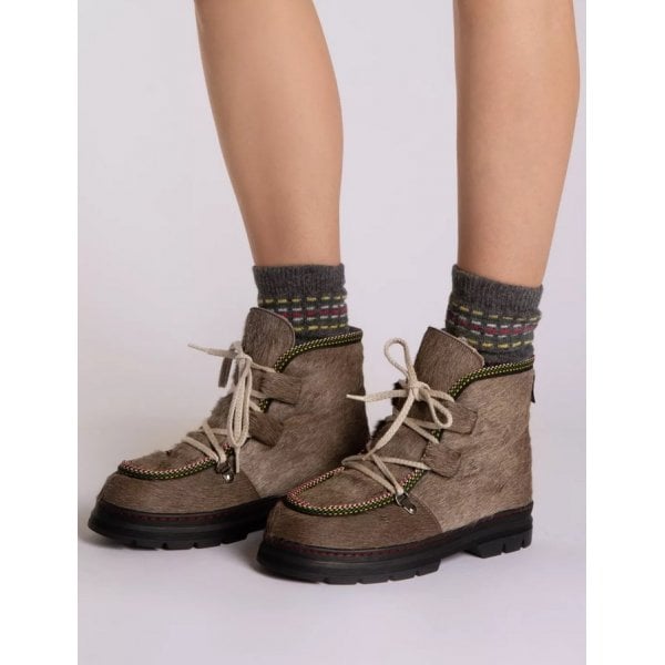 Incredible Pony Boot in Gin and Tonic Beige