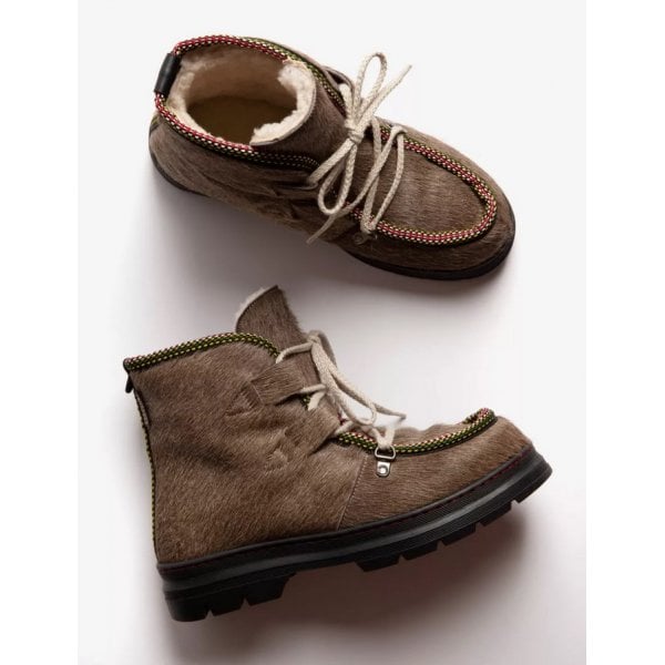 Incredible Pony Boot in Gin and Tonic Beige