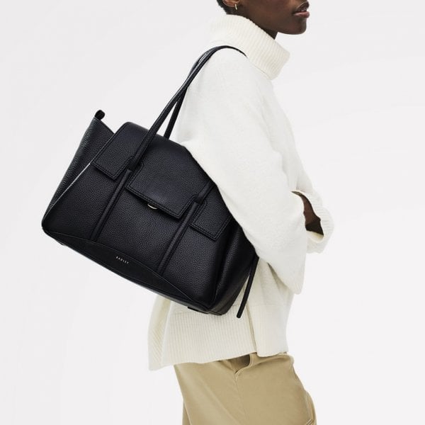Chancery Medium Flapover Shoulder Bag in Black