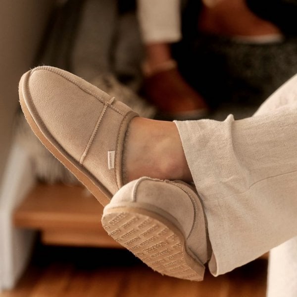 Bobo Sheepskin Slipper in Stone