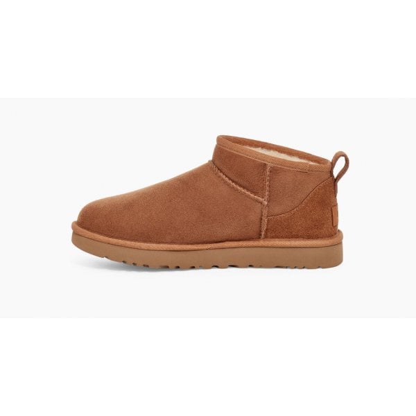 Womens Classic Ultra Mini Boot in Chestnut