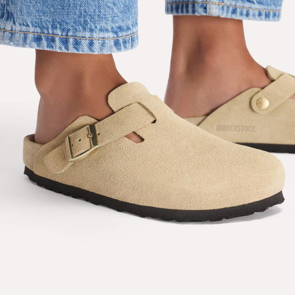 The Shoe of the Season: Why Clogs Are Everywhere