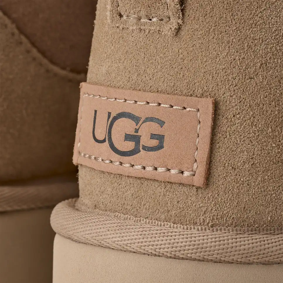 Classic Ultra Mini Boot