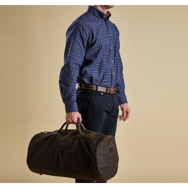 Wax Holdall in Olive