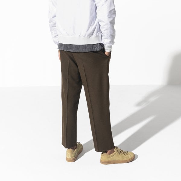 Bend Low Trainer in Faded Khaki