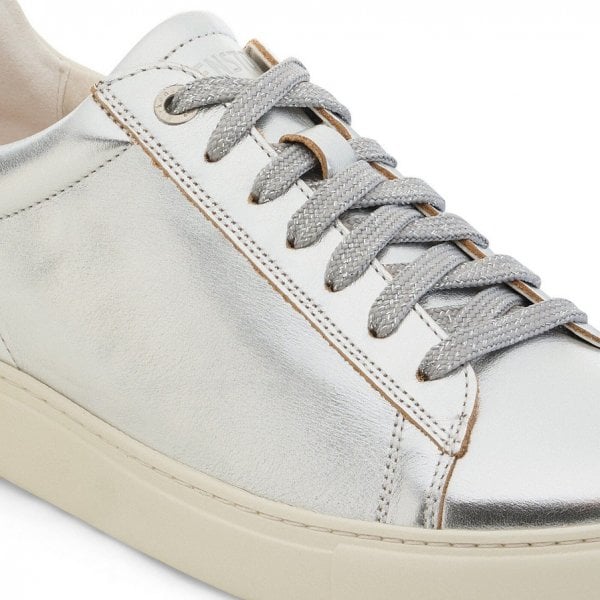 Bend Low Trainer in Silver