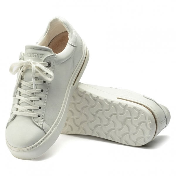 Womens Bend Low Leather Trainer in White Reg Fit