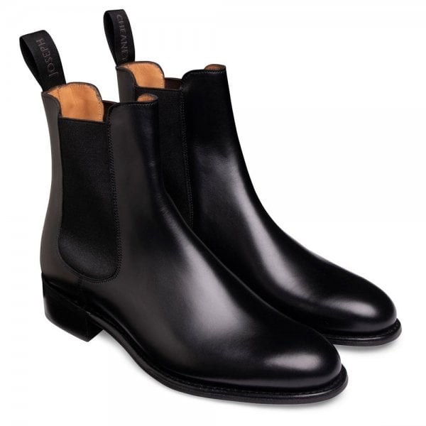 Womens Avril Chelsea Boot in Black Calf Leather D Fit