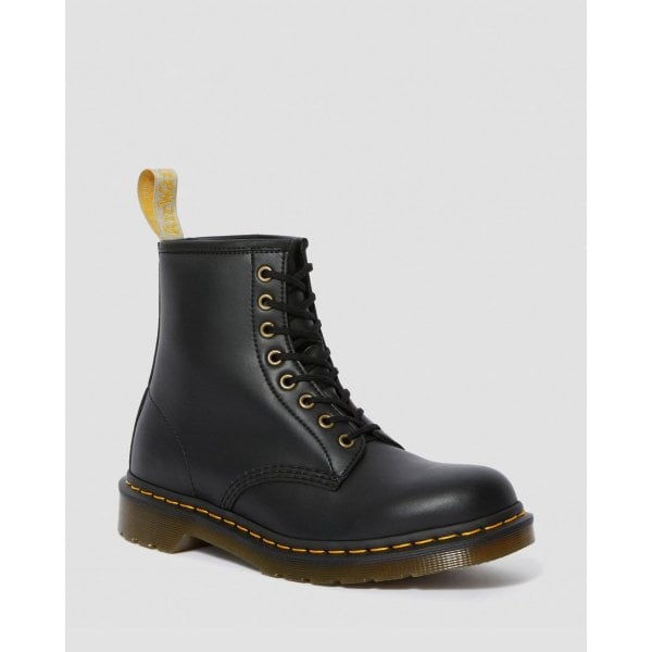 1460 Vegan Boot in Black Felix Rub Off