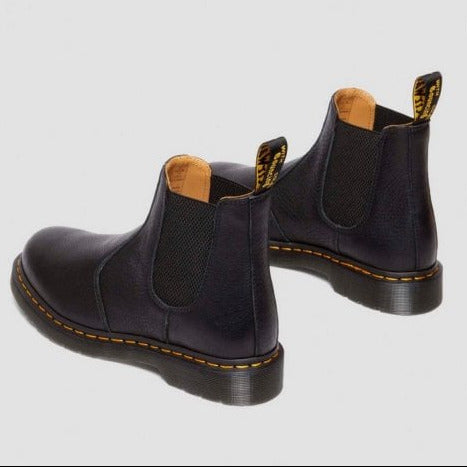 2976 Chelsea Boot in Black Ambassador
