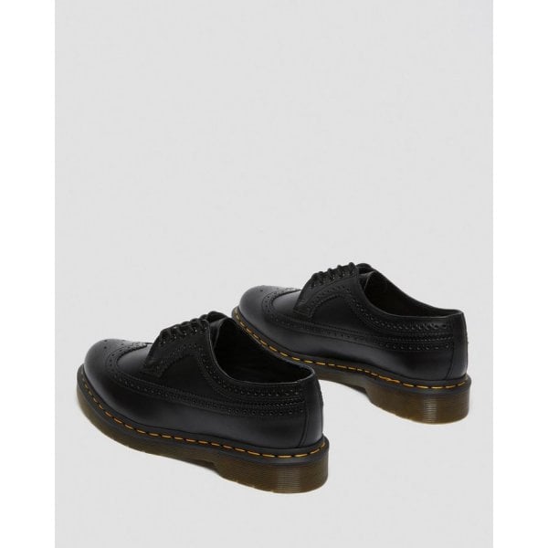3989 Smooth Leather Brogue Shoes in Black