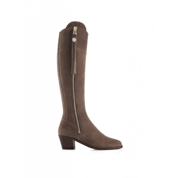 Regina Knee-High Heeled in Fog Suede