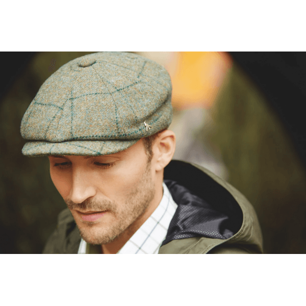 The Felsham Tweed Baker Boy Cap in Green