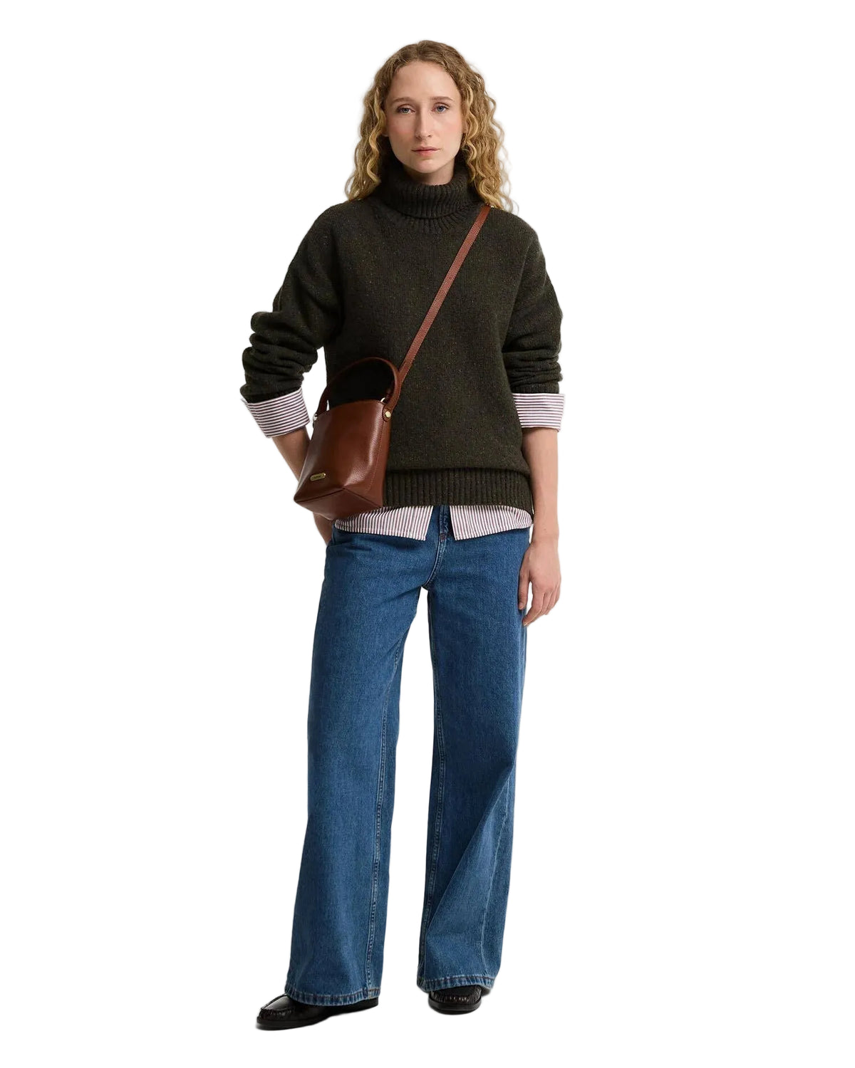 Cedar Leather Mini Bucket Bag