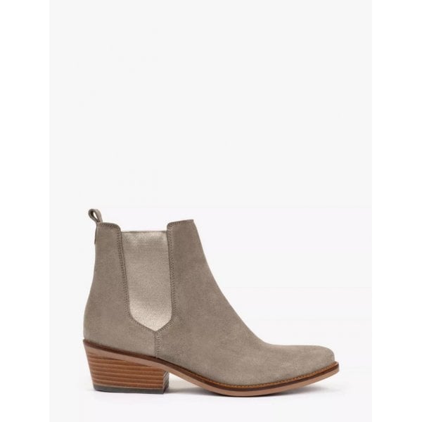 Rove Suede Boot in Camel