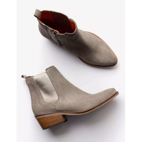 Rove Suede Boot in Camel