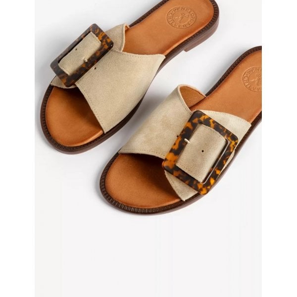 Womens Biarritz Buckle Sandal in Camel