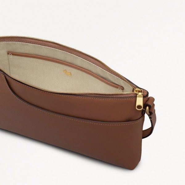 Medium Ziptop East West Cross Body in Saddle Tan