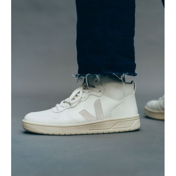 V15 Trainer in Extra White Leather